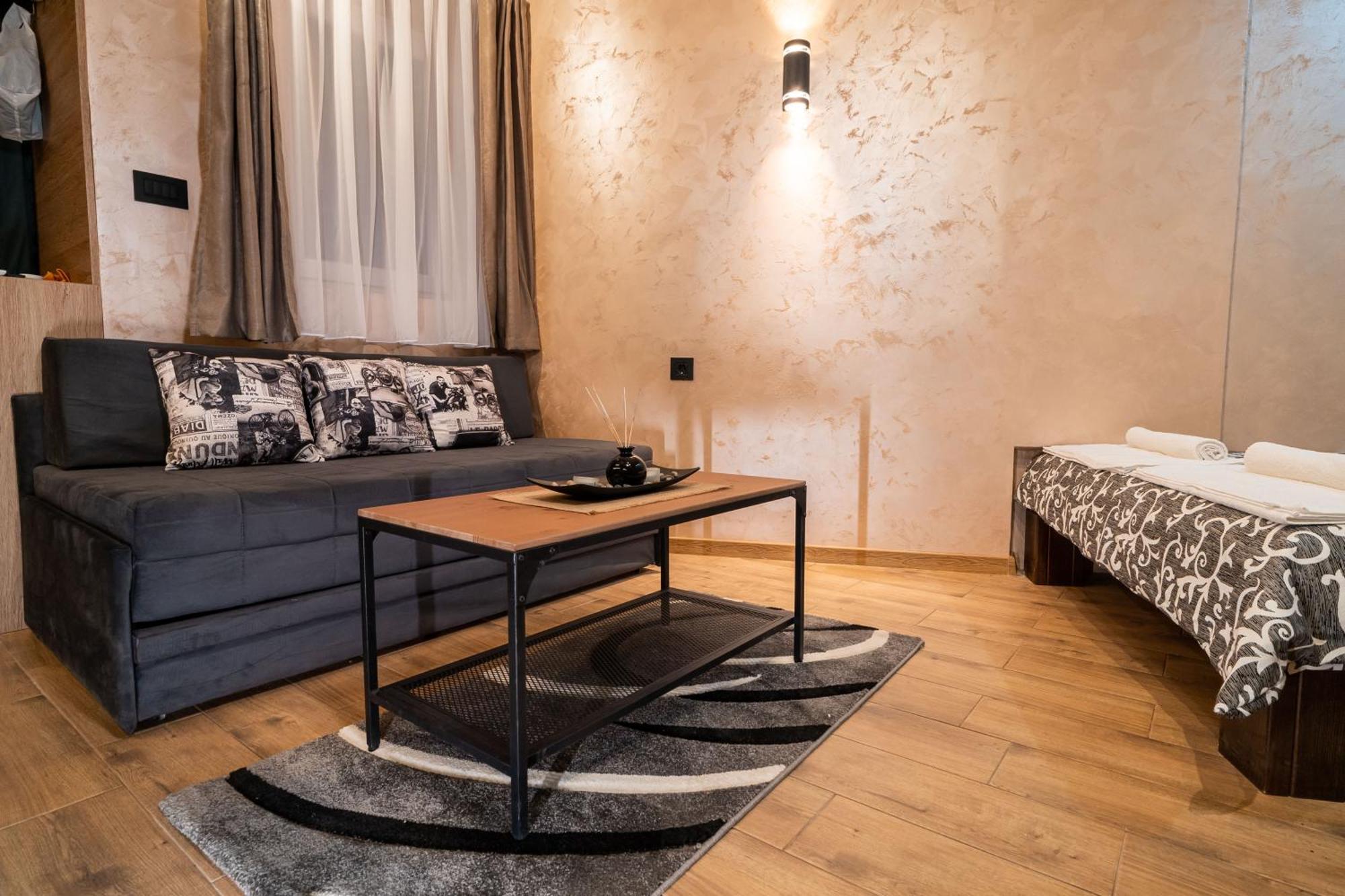 Apartments Wolf Belgrado Exterior foto